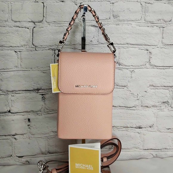 'MICHAEL KORS' LEATHER 'JET~SET' CROSSBODY BAG - Picture 1 of 16